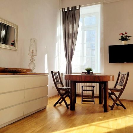 Przytulne Apartamenty W Centrum Warszawy Lok 2 Warschau Buitenkant foto